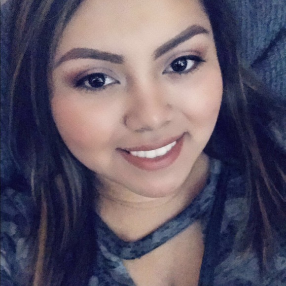 Meet your Posher, Ortencia - Picture 1 of 1